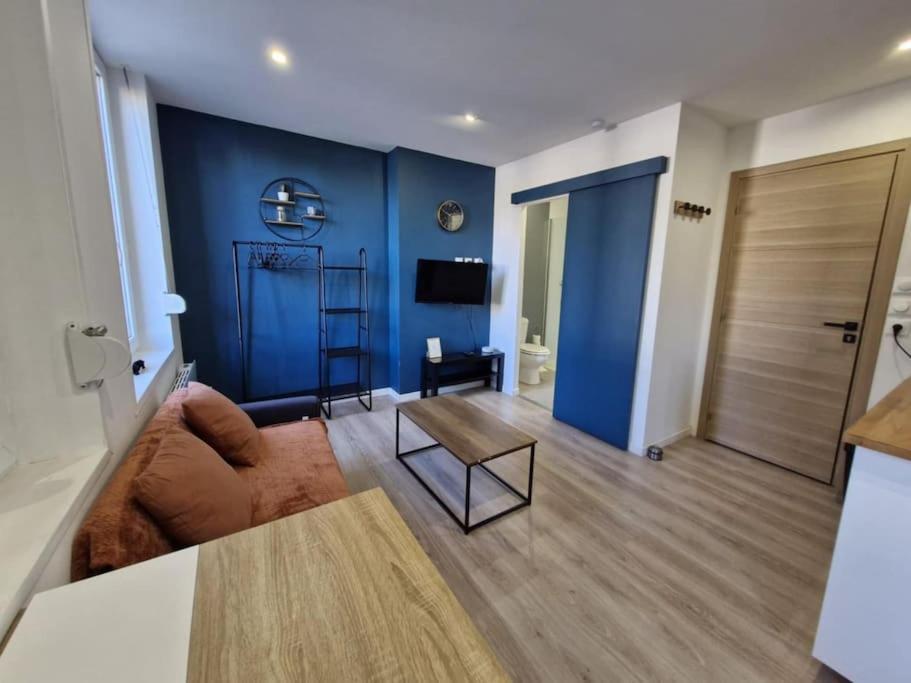 Appt Canada 4 Apartment *